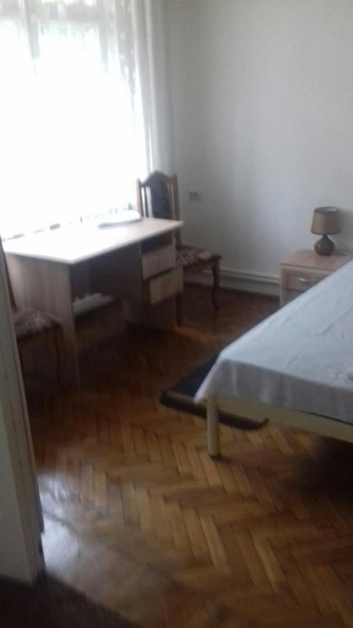 Gelena Гостьовий Двір Oujhorod Extérieur photo