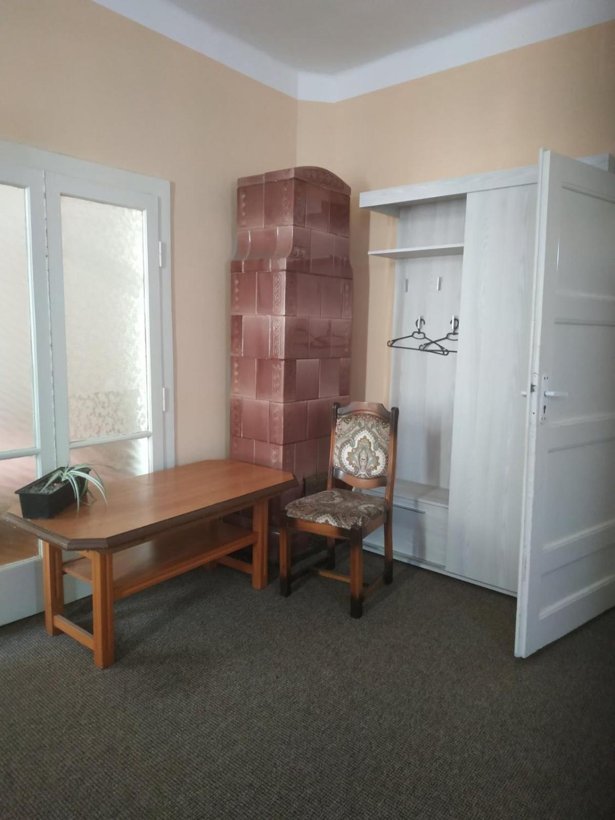 Gelena Гостьовий Двір Oujhorod Extérieur photo