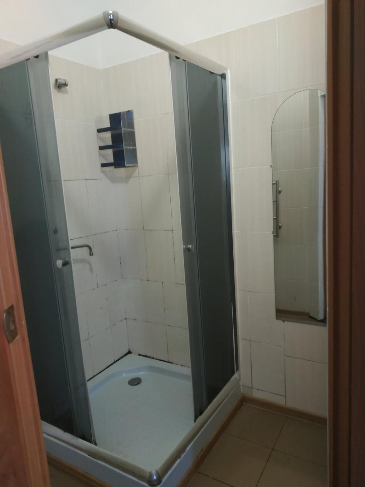 Gelena Гостьовий Двір Oujhorod Extérieur photo