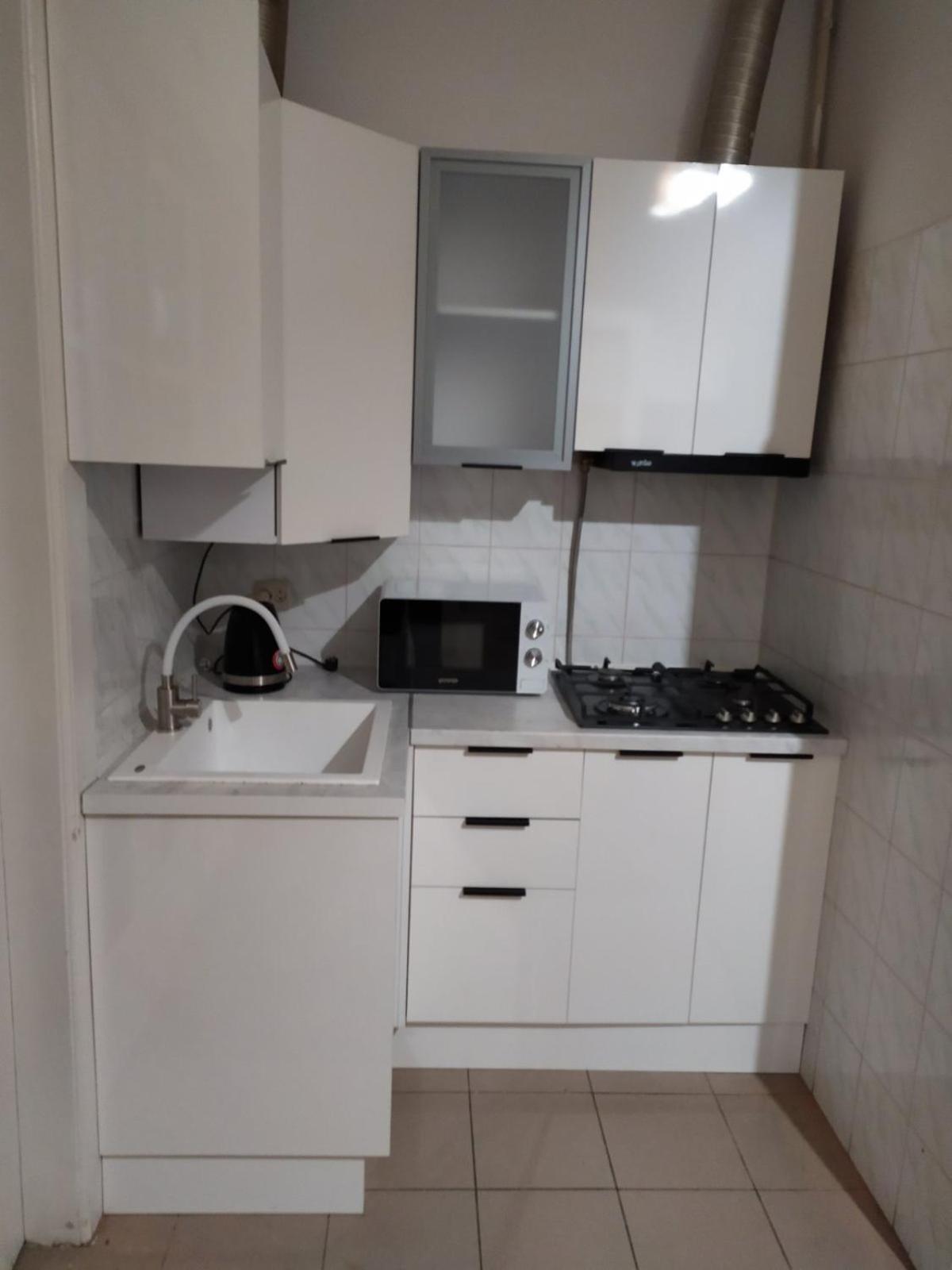 Gelena Гостьовий Двір Oujhorod Extérieur photo